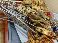 -亿牌牌东北烧烤(怀特店)