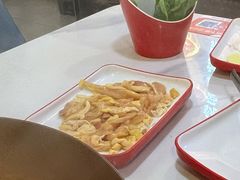 -毛辣果·贵州红酸汤牛肉火锅(西单店)