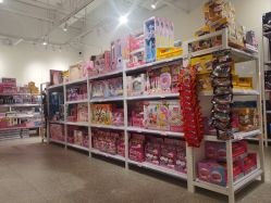 -嗨本可潮玩仓(大兴大悦春风里店)