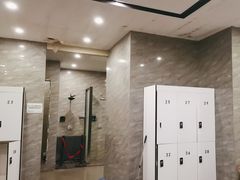 -跃动游泳健身俱乐部(新华传媒店)