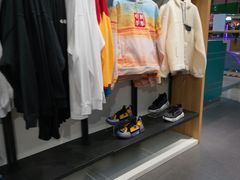 -李宁(大商新玛特店)
