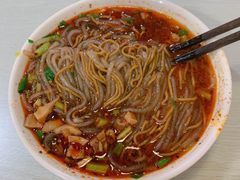 -崇州余荞面(落虹桥店)
