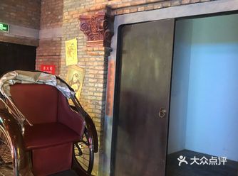 又为老爸打卡一条老上海风情街