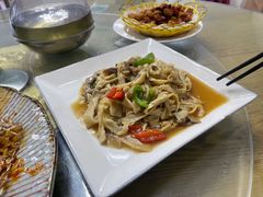 -天天向上素食餐厅(五台山店)