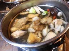 菌汤小火锅-丽江庭院之爱在路上(西单店)