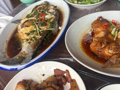 -芦茨金富饭庄·25年老字号·专做稻草鸡