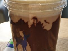 小火山阿华田厚乳-瑞幸咖啡(杭州绿地中央店)