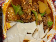沙湾大盘鸡-塔哈尔·新疆盛宴(城西银泰店)