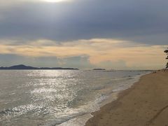 -乔木提恩海滩