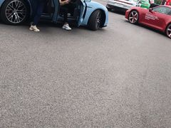 -上海保时捷体验中心