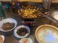 -富正毅三下锅·湘西韵味(天门山索道店)