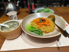 -蟹黄鱼·海派深夜面馆(巨鹿路店)