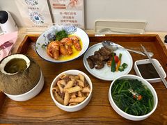 -雪梅月子中心(华侨城店)