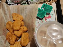 -肯德基(中纬店)