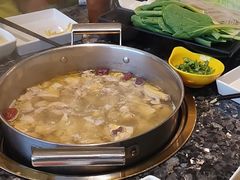 -一席地·本地鸡窝·杭帮鸡火锅(萧山银隆百货店)