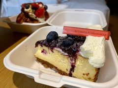 法式嫩烤芝士蓝莓蛋糕-BUTTERFUL&CREAMOROUS 黄油与面包(万象城店)