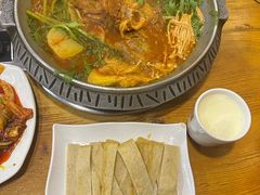 -喇喇排骨火锅·传统韩式脊骨汤(望京西园总店)