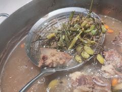 石橄榄牛排骨锅-潮泰牛肉火锅 · 创于1992年(车公庙店)