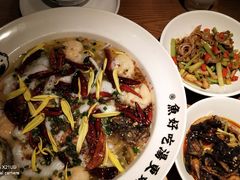 -江渔儿酸菜鱼(万科东荟城店)