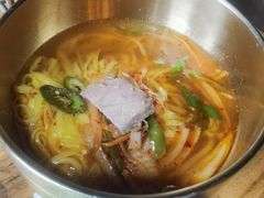 -河坝烧烤串城(银亭路店)