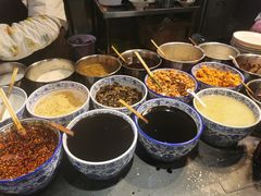 -八一路好吃街(雨田商务大厦店)