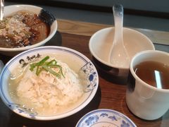 -肖四女乐山跷脚牛肉(南汇大学城生活广场店)