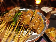 -何师烧烤Pro ·江湖川菜·小龙虾·精酿(太古里旗舰店)