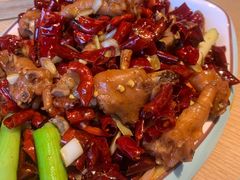 辣炒鸡爪-街角等你.大连海鲜烧烤.经典铁板海鲜串(西安路店)