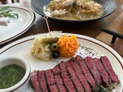 -Mark&Mars Restaurant