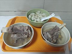 -周震馄饨