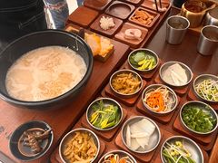 -银米·云南传统过桥米线(双廊黑金冠店)