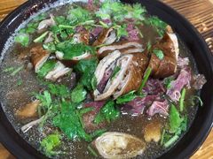 -六爷门框百年卤煮