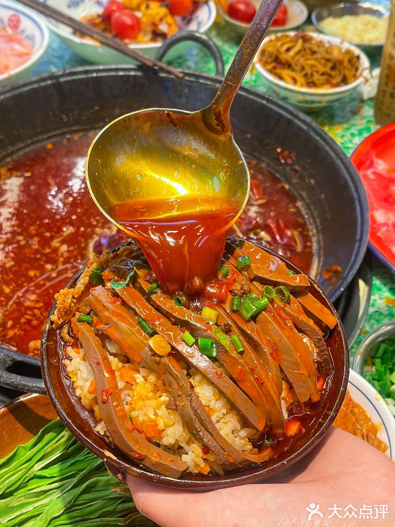 别说了…在广州！正宗的火锅店🌶️排队也要吃