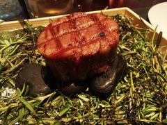 -恰餐厅及酒吧 CHAR Bar & Grill (北京丽都皇冠假日店)