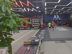 -成杰格斗·拳击·柔术·防身术(建设路店)