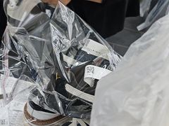 -翰皇直营洗衣洗鞋(望京鹿港店)