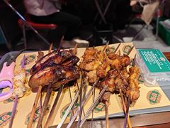 -蚝堡海鲜·威海菜·海肠捞饭·烧烤·亚洲吃蚝公司(幸福门店)