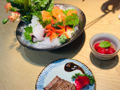 -枝魯枝魯自助料理