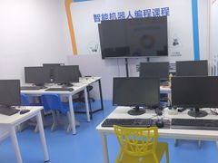 -童程童美·信息学竞赛·乐高机器人编程(长宁来福士校区)