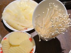 -牛市坎火锅(建设路店)