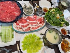 -胡记饭店(保工街店)