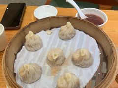 -诚铭记·虾仁汤包·成都小吃(融创店)