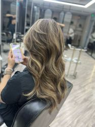 -奈川烫染Salon