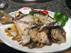 -船梆煮•蒸汽海鲜·炉火烤肉(五四广场店)