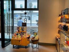 -星巴克臻选(青岛麦凯乐分店)