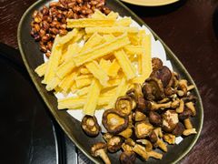 -滇野云南野生菌餐厅(陕西南路店)