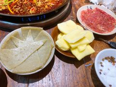 -四小区火锅·巷子里的重庆火锅(花照壁店)