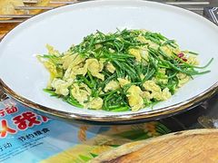 -乡村馕坑肉·烧烤·新疆菜·本地人更爱吃(阿勒泰首店)