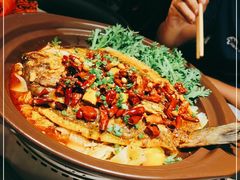 -鸣记脆皮烤鱼·海鲜烤鱼(马栏店)