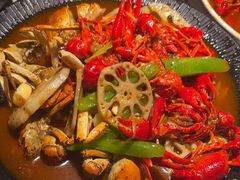 -沪小胖·小龙虾·蓝龙王(八佰伴店)